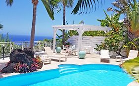 LA BOHEME, résidence de 5 appartements avec piscine, vue océan, Petite Ile